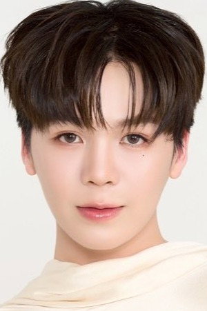 Earth Katsamonnat Namwirote